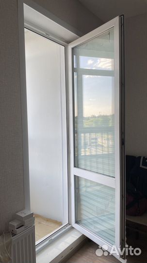 Окно пластиковое бу и балконная дверь бу