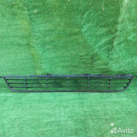 Решетка бампера toyota corolla e 150