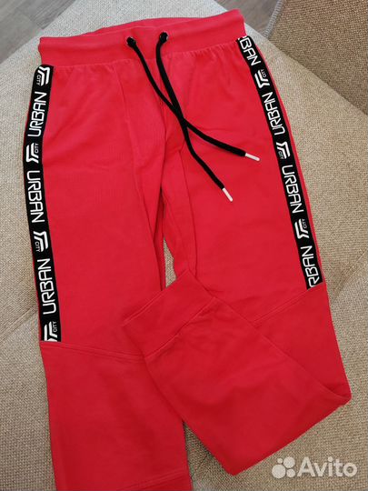 Спортивный костюм