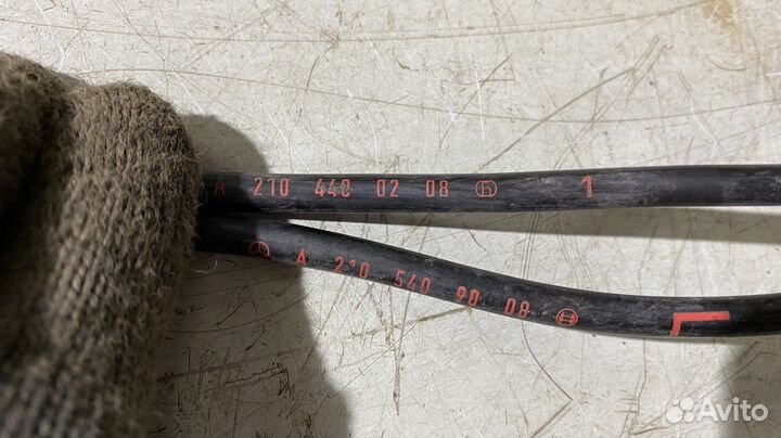 Датчик ABS передний левый Mercedes Benz W210