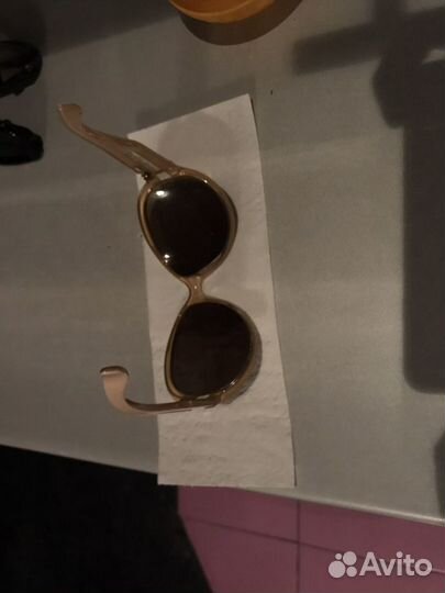 Очки Yves Saint Laurent