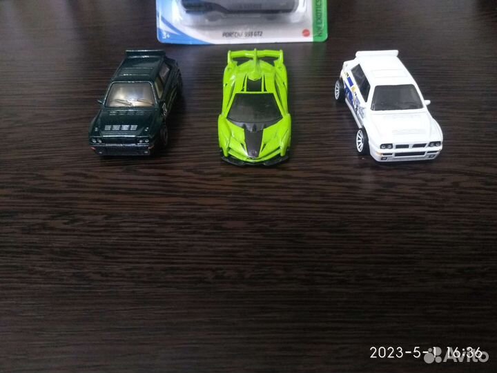 Hot wheels машинки