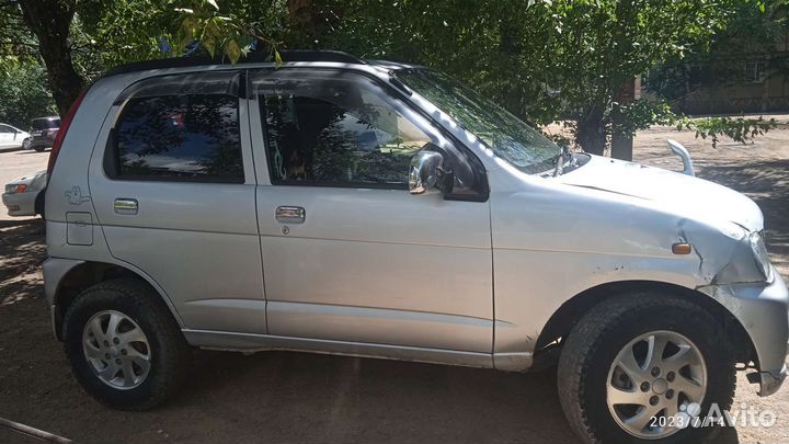 Дайхатсу Териос Кид