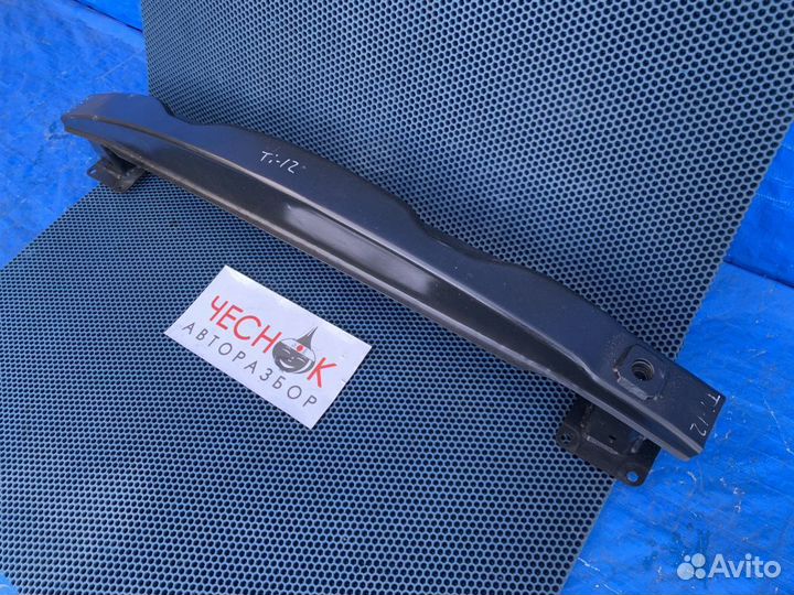 Усилитель заднего бампера Volkswagen Tiguan NF