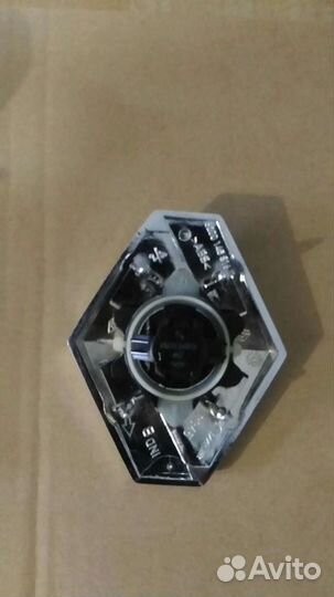 Эмблема рено 9 на 7см оригинал