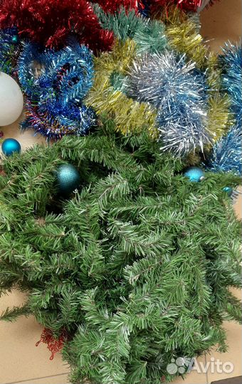 Елка искусственная,шлейф,гирлянда