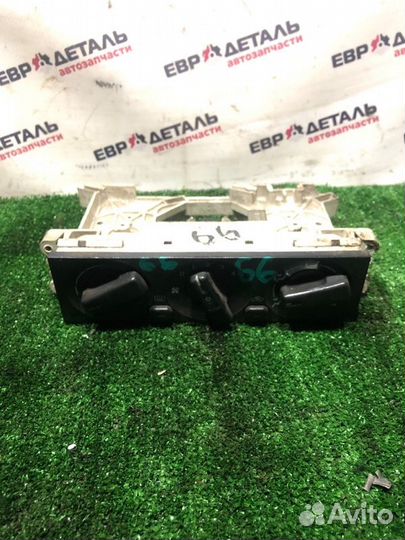 Блок управления отопителем Mitsubishi Carisma