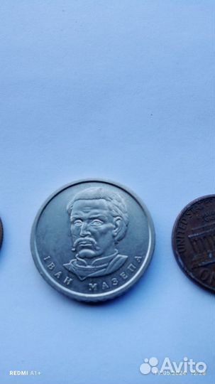 Монеты,значки