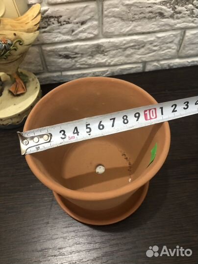 Горшок для цветов глиняный