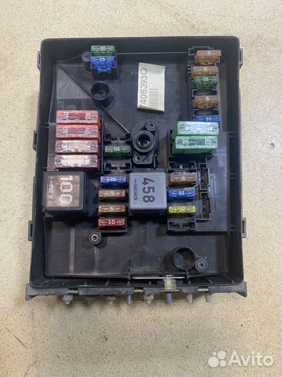 Volkswagen golf 5 6 BSE. Блок предохранителей