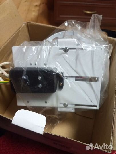 Светильник встраиваемый