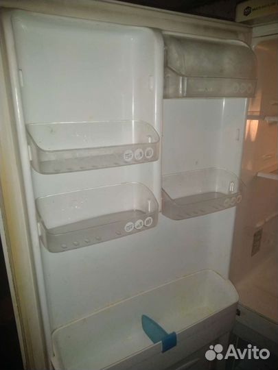 Холодильник LG GR-349SQF