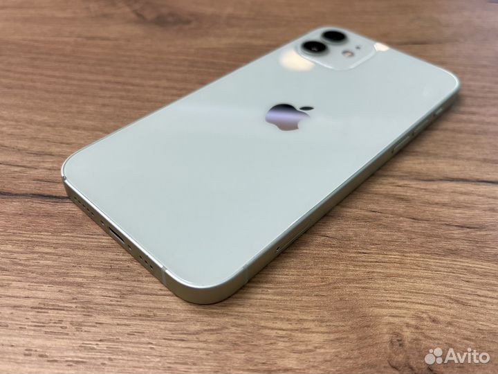 iPhone 12, 64 ГБ