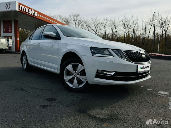 Skoda Octavia 1.6 AT, 2018, 130 600 км