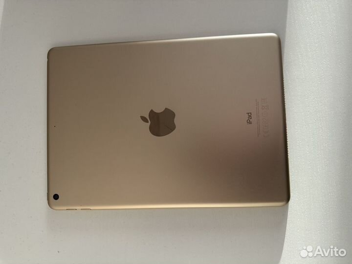 iPad 2017 Gold 32GB