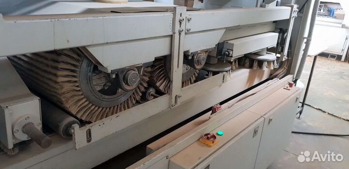 Щеточно шлифовальный станок loewer