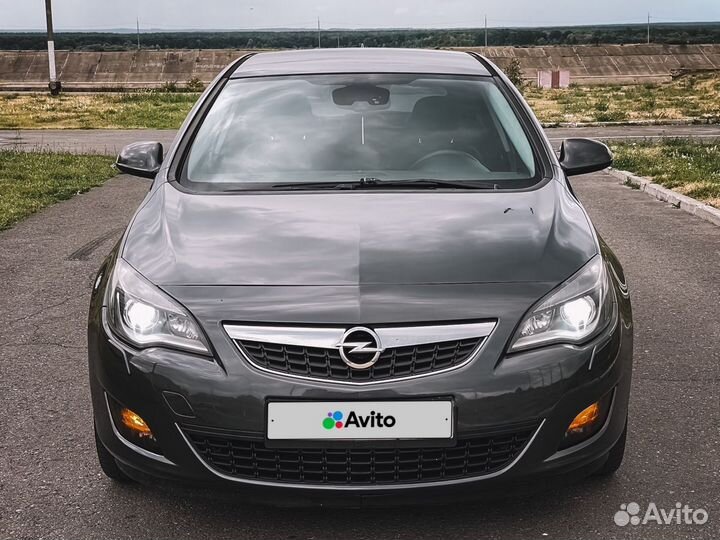 Opel Astra 1.6 AT, 2011, 222 000 км