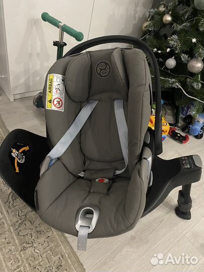 Автокресло и база Cybex