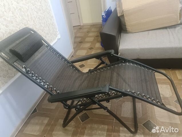 Кресло шезлонг на балкон