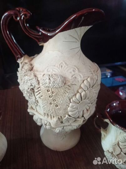 Кувшин с кружками