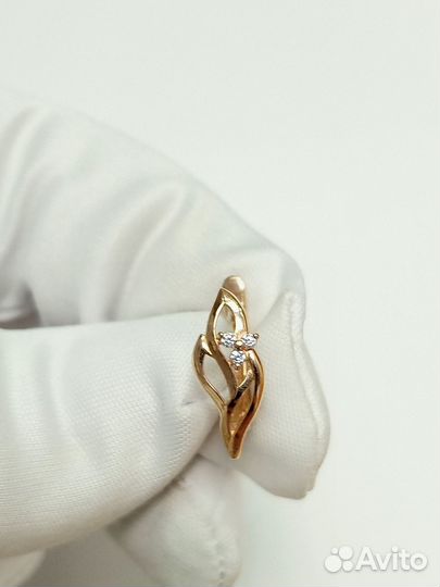 Серьги с синтетическим камнем Золото