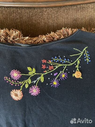 Ручная вышивка на одежде