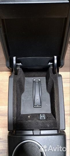 Подлокотник Panamera Porsche Panamera 970