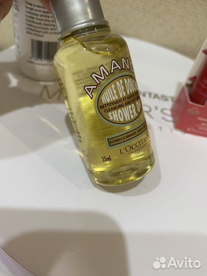 Набор косметики lanolips, l'occitane