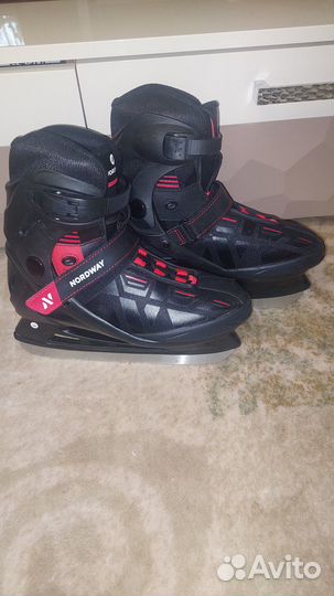 Продам коньки