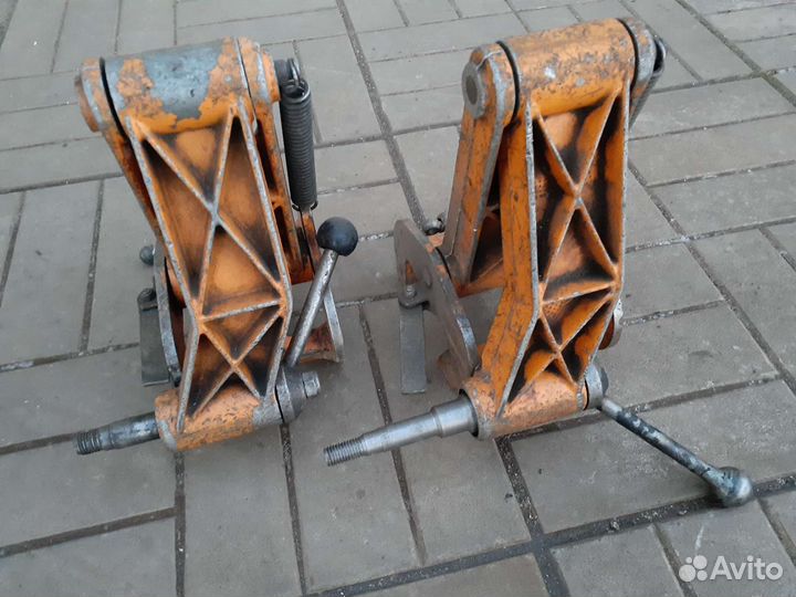 Вал захвата рельсореза