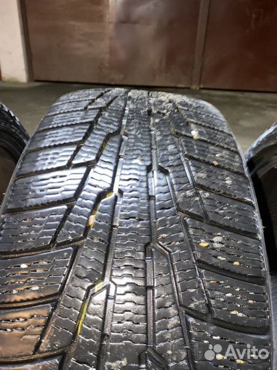 Nokian hakkapeliitta r 225/40/18