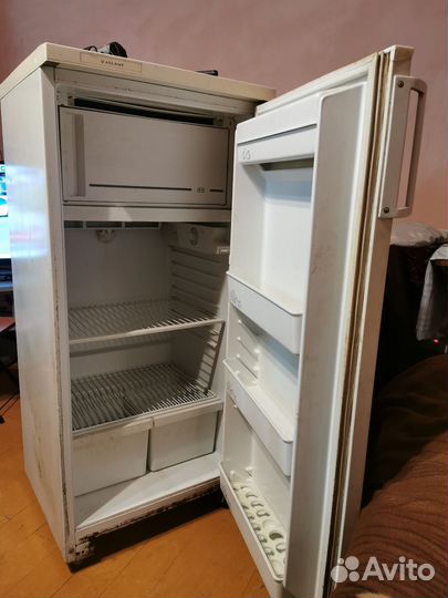 Холодильник атлант бу