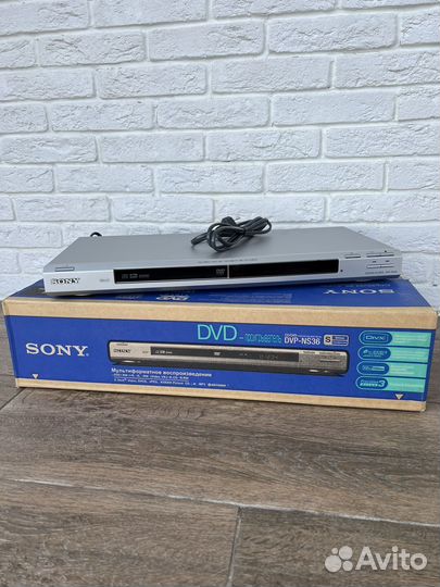 CD/DVD player Sony новый