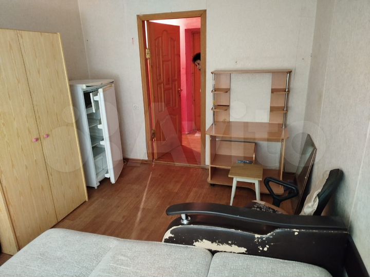 Комната 18 м² в 4-к., 1/4 эт.