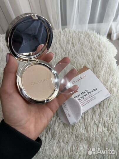 Пудра clarins 02