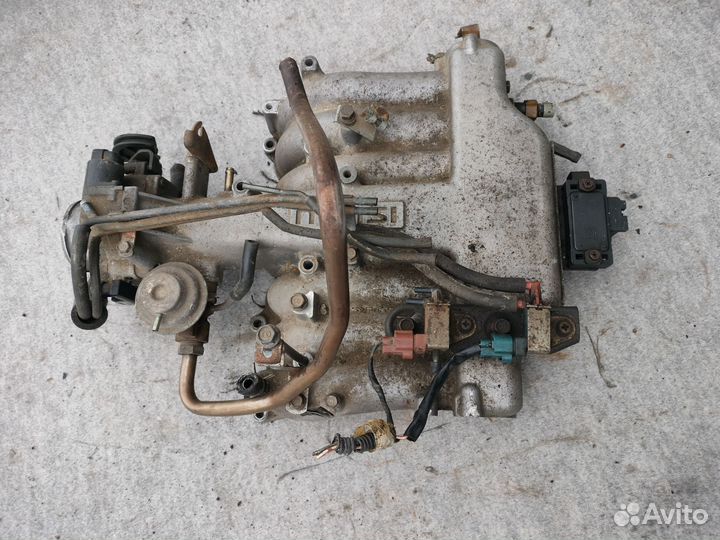 6vd1 Isuzu Opel впускной коллектор