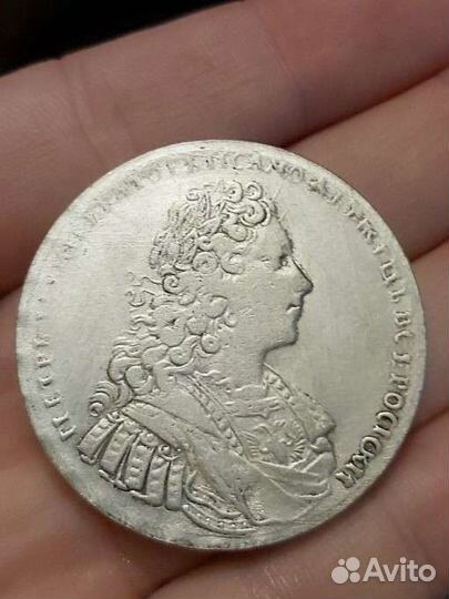 Монета рубль