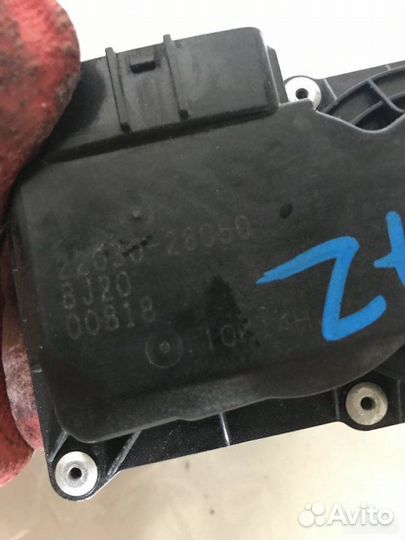 Дроссельная заслонка Toyota Isis ANM10 1AZ-FSE