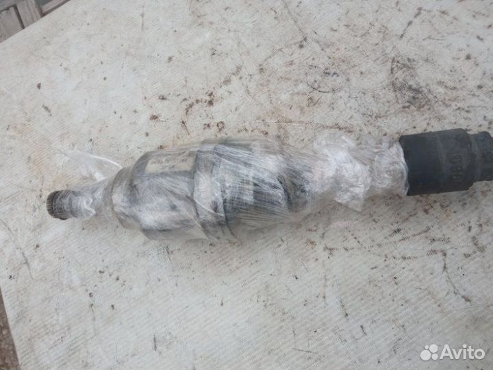 Привод лев. перед. Mazda Axela