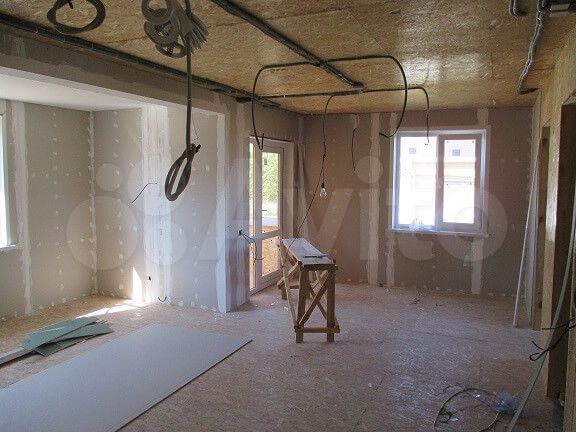 Дом 107 м² на участке 6 сот.