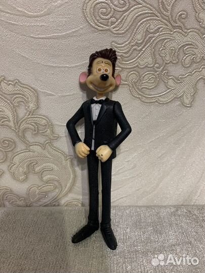 Смывайся, Макдоналдс, 2005