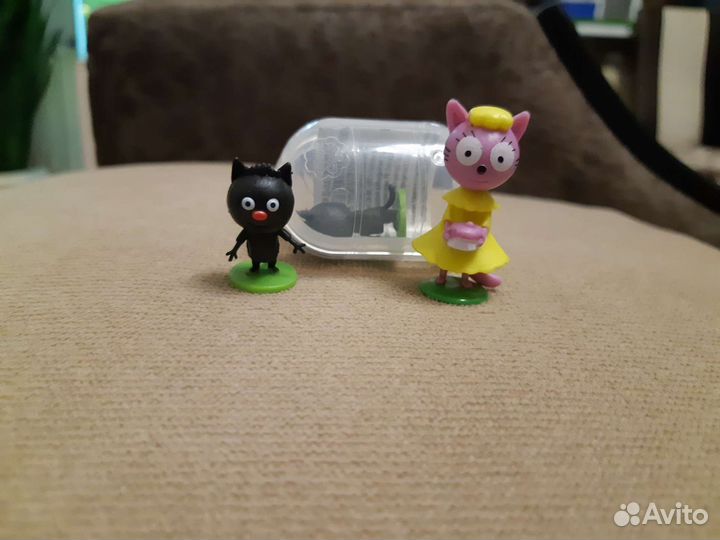 Игрушки из киндера разные серии