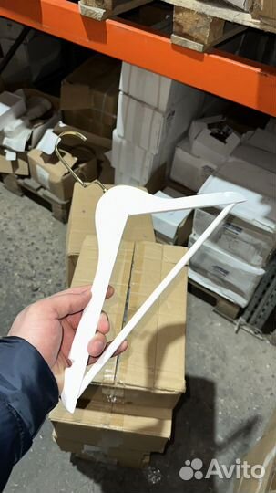 Вешалки-плечики деревянные