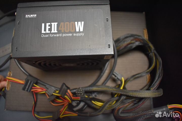 Блок питания для компьютера Zalman 400W LE2