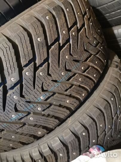 Nokian Tyres Hakkapeliitta 8 SUV 275/45 R20