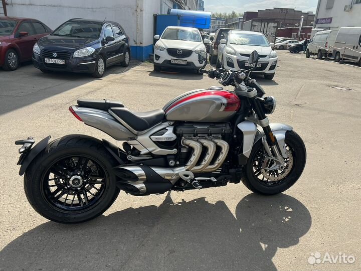 Новый triumph rocket 3