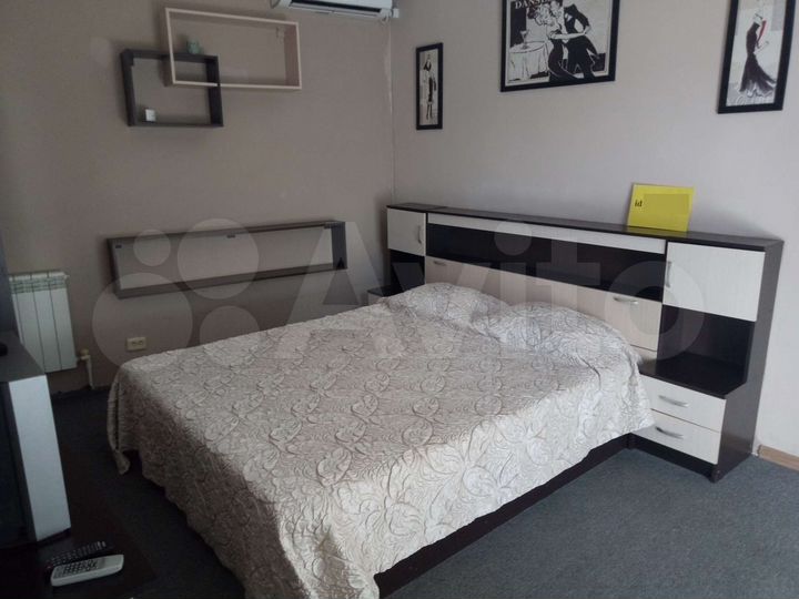 2-к. квартира, 70 м², 2/2 эт.