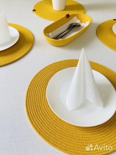 Салфетка плайсмат и корзинка ручная работа