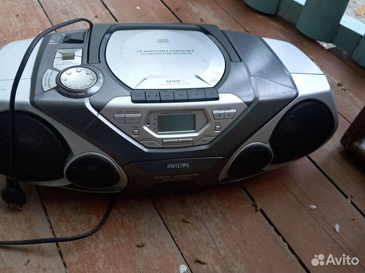 Музыкальный центр philips