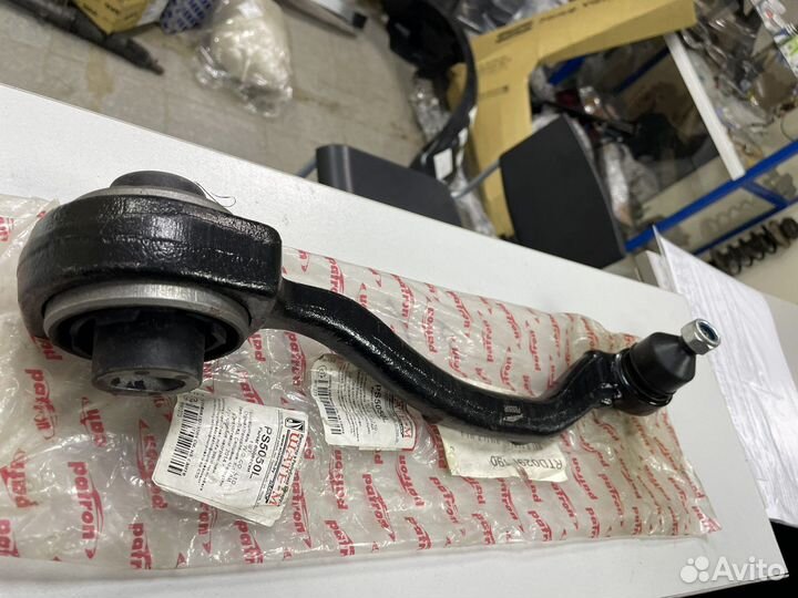 Mercedes c203 рычаг нижний левый ps5050l